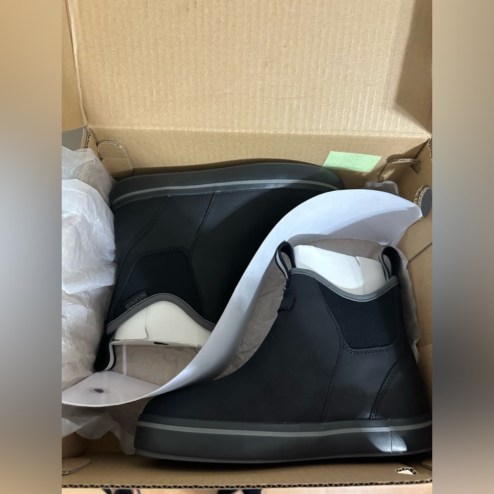 NWT Xtratuff women’s leather boots-5.5 - Picture 5 of 6